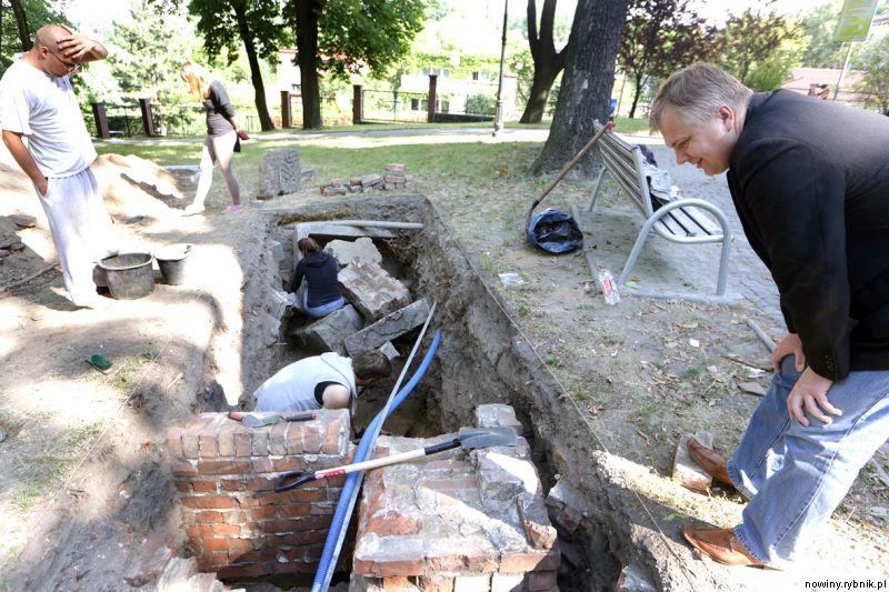 Kilka lat temu rejon kościłka akademickiego na Grze Cerekwickiej przebadali archeolodzy / Dominik Gajda