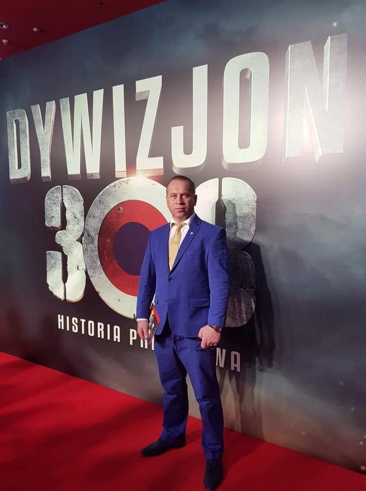 Tomasz Muskus był konsultantem przy produkcji filmu  „Dywizjon 303. Historia prawdziwa” 