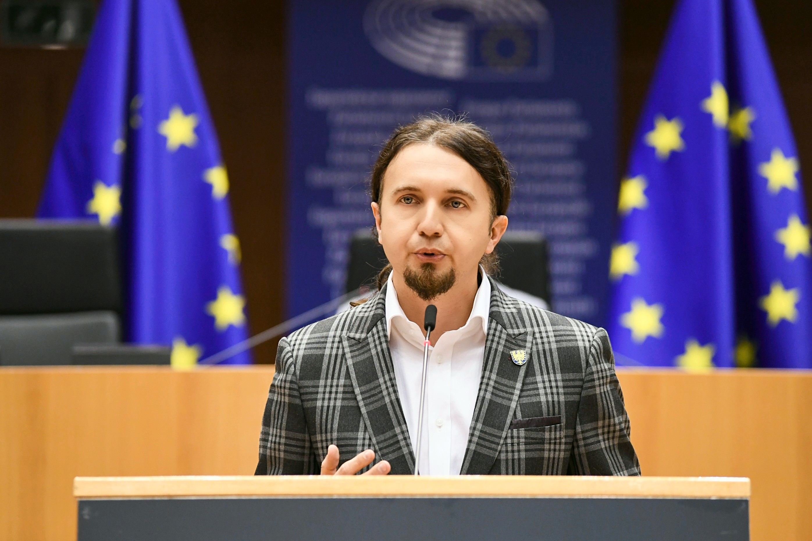 Arc Łukasz Kohut Łukasz Kohut mówił w europarlamencie po śląsku, czym sprawił kłopot tłumaczom 