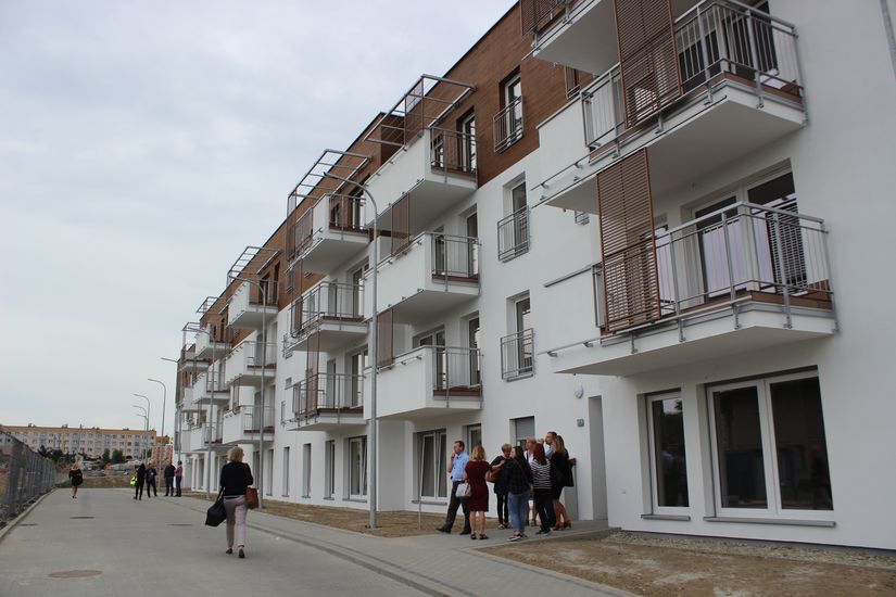 wwwq.zory.pl Jeśli wskutek pandemii straciliśmy dochody, można starać się dodatek mieszkaniowy z mocą wsteczną i dodatek mieszkaniowy powiększony o „dopłatę do czynszu”