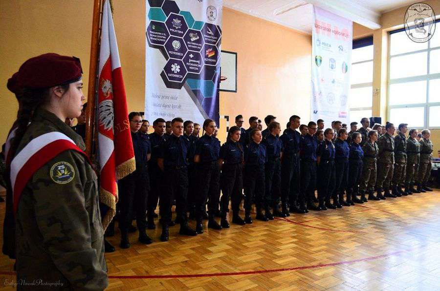 Arc III LO Jastrzębie Szkoła od lat prowadzi klasy mundurowe