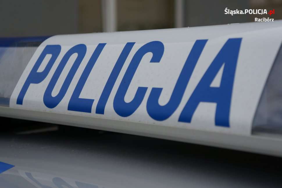KPP Racibórz Policjanci znaleźli w samochodzie 29-narkotyki, zatrzymany ma na sumieniu również inne przewinienia    