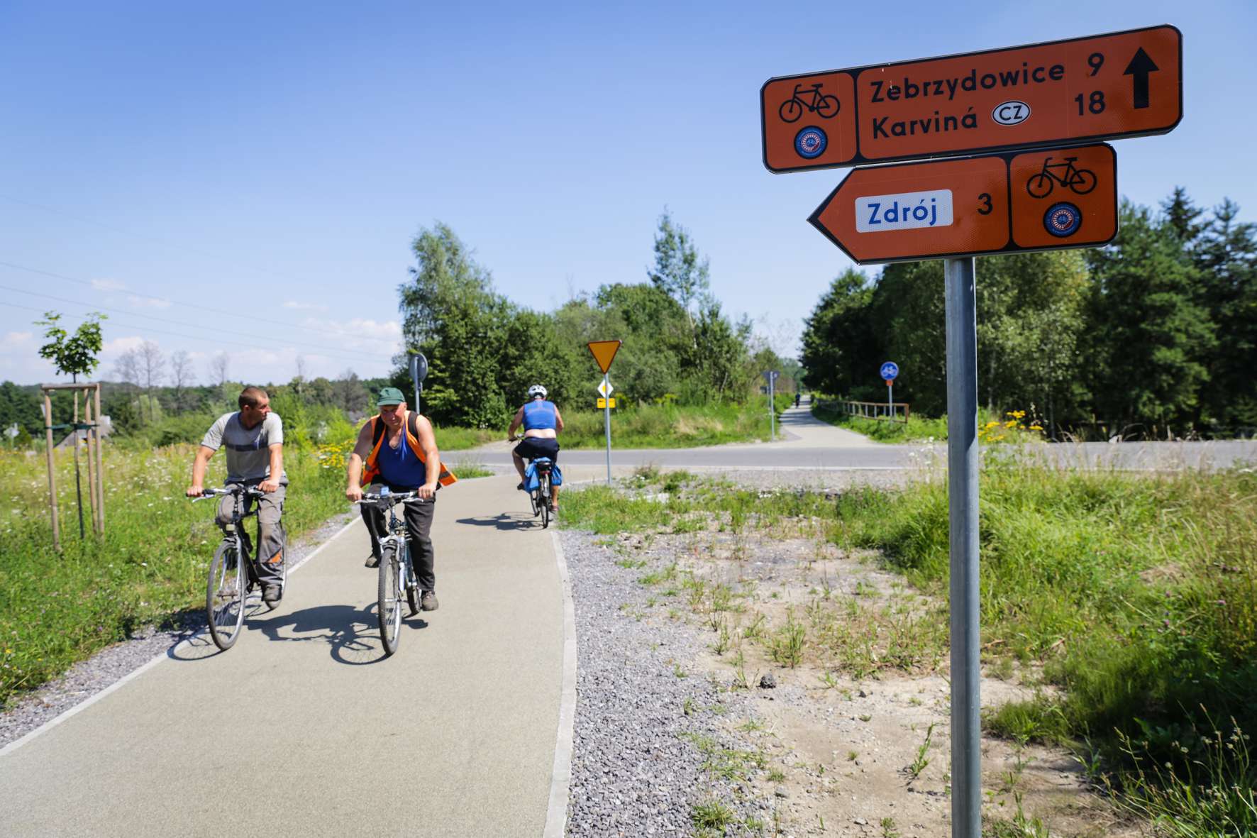 Dominik Gajda Bezpieczeństwa rowerzystów pilnują strażnicy miejscy z mobilna kamerą  