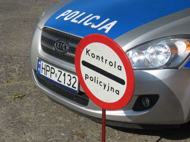 KMP Żory Dzisiaj 9 lipca około godz. 2.30 policjanci zauważyli na ulicy Stodolnej kierowcę volkswagena 